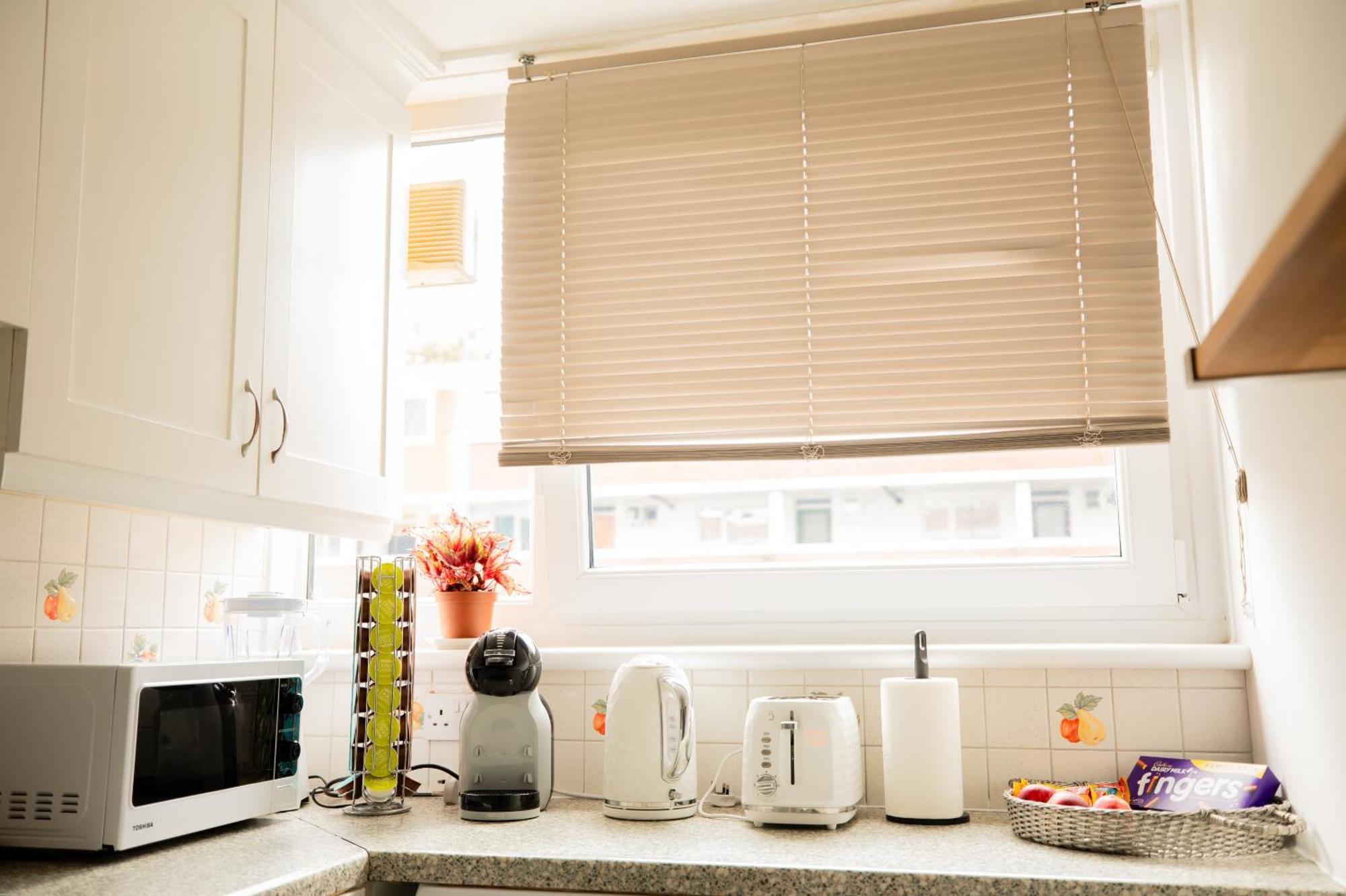 Bright And Spacious One Bedroom Apparment, Free Parking لندن المظهر الخارجي الصورة